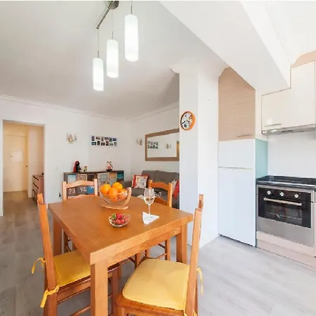 Near The アパート ポルティマン