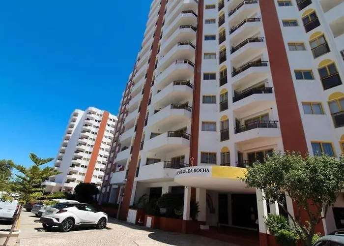 Near The Апартаменты Портиман