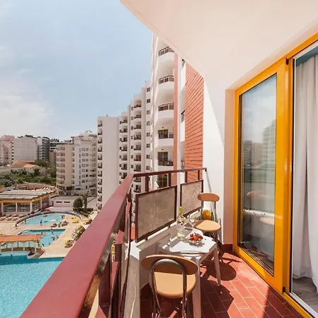 Near The 公寓 波尔蒂芒